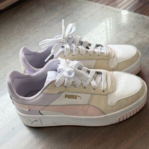 Puma Women's White and Pink Sneakers